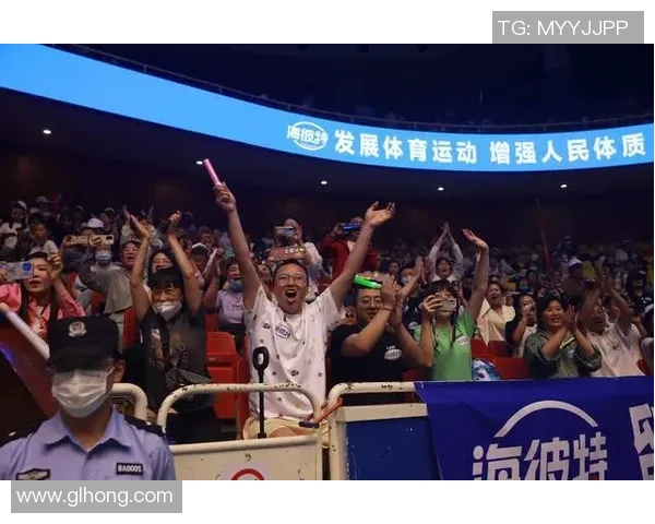 篮球点燃青春梦想描绘拼搏激情展现团队合作与无限可能